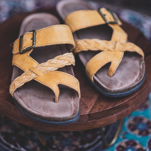 Earth Origins Braided Sandal with Buckle Accent in Mustard - Picture 4 of 6